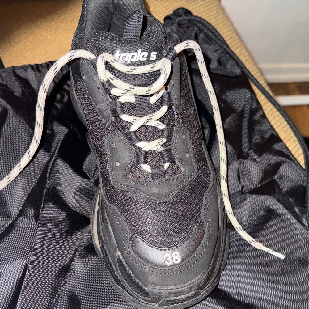 Balenciaga Black Sneakers - Picture 3 of 7